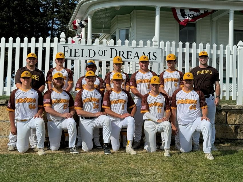 Iowaâ€™s Field of Dreams baseball field hosts South Dakota Legion game
